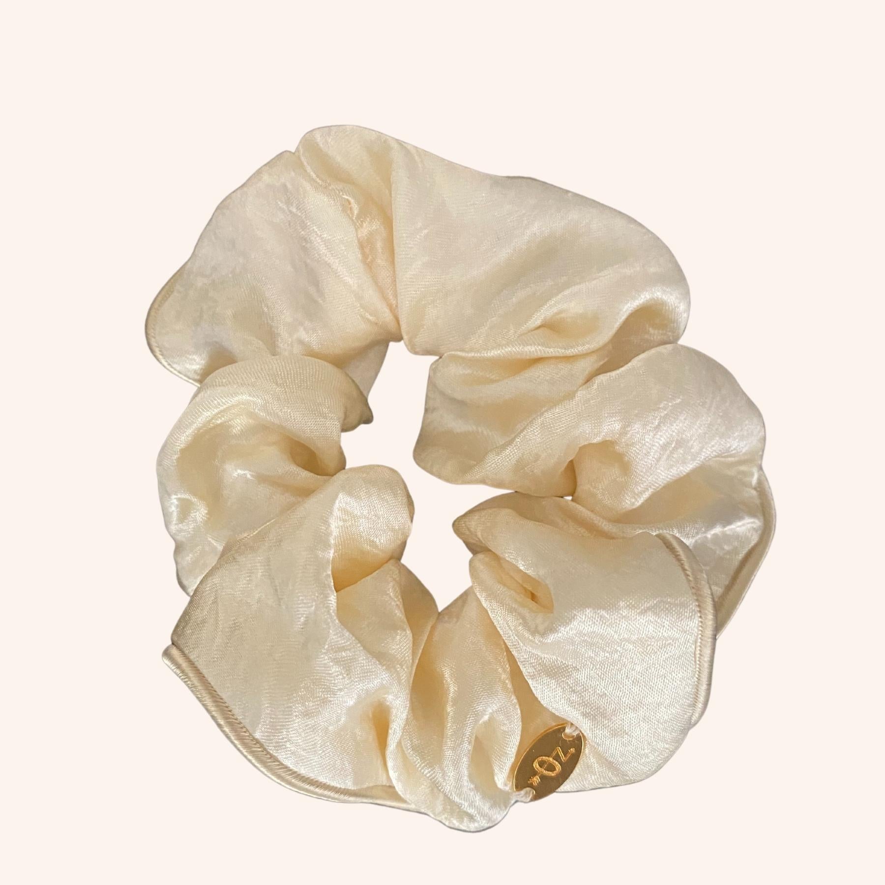 Chouchou tendance pour les cheveux en satin cellulosique fabriqué en France