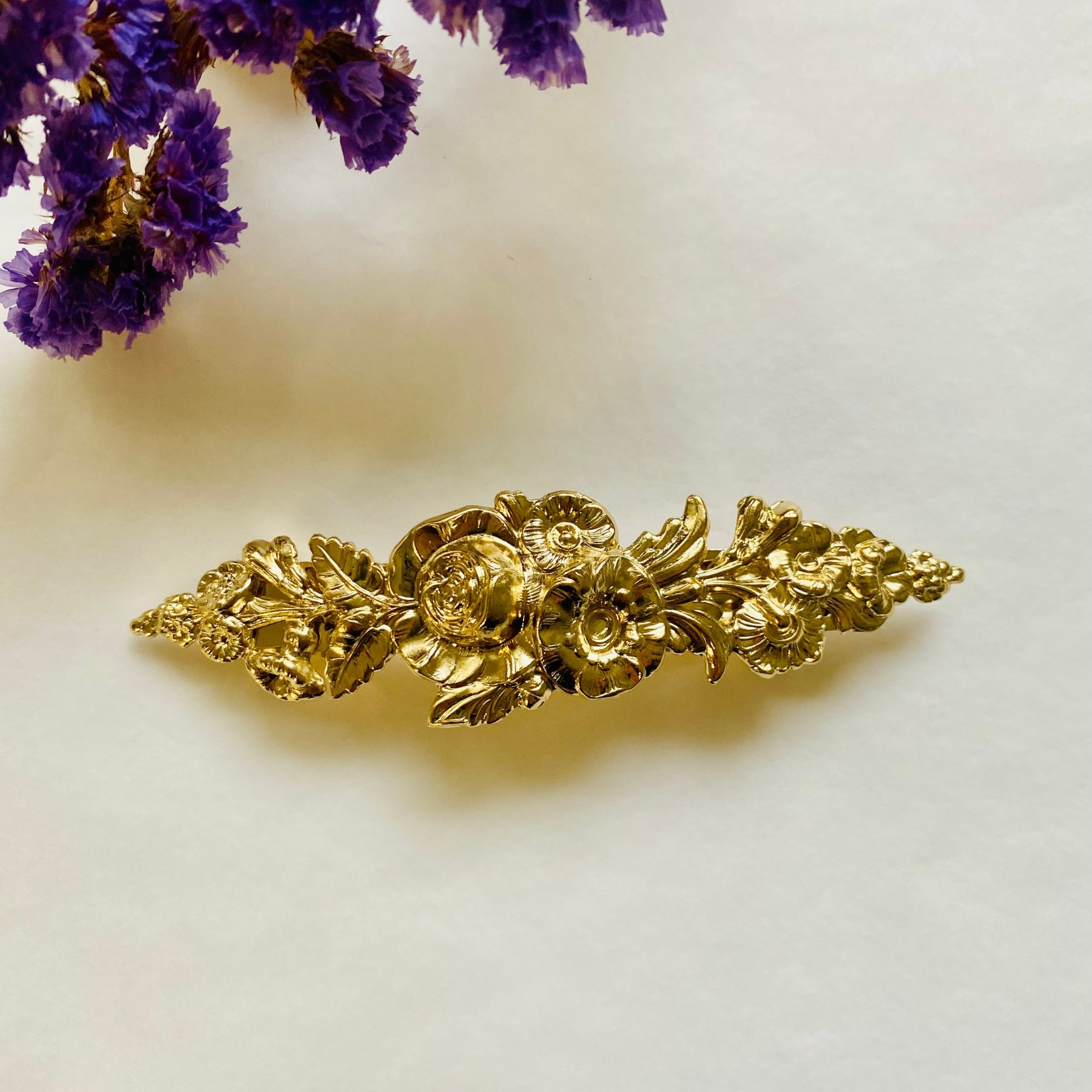 Nassia golden floral barrette