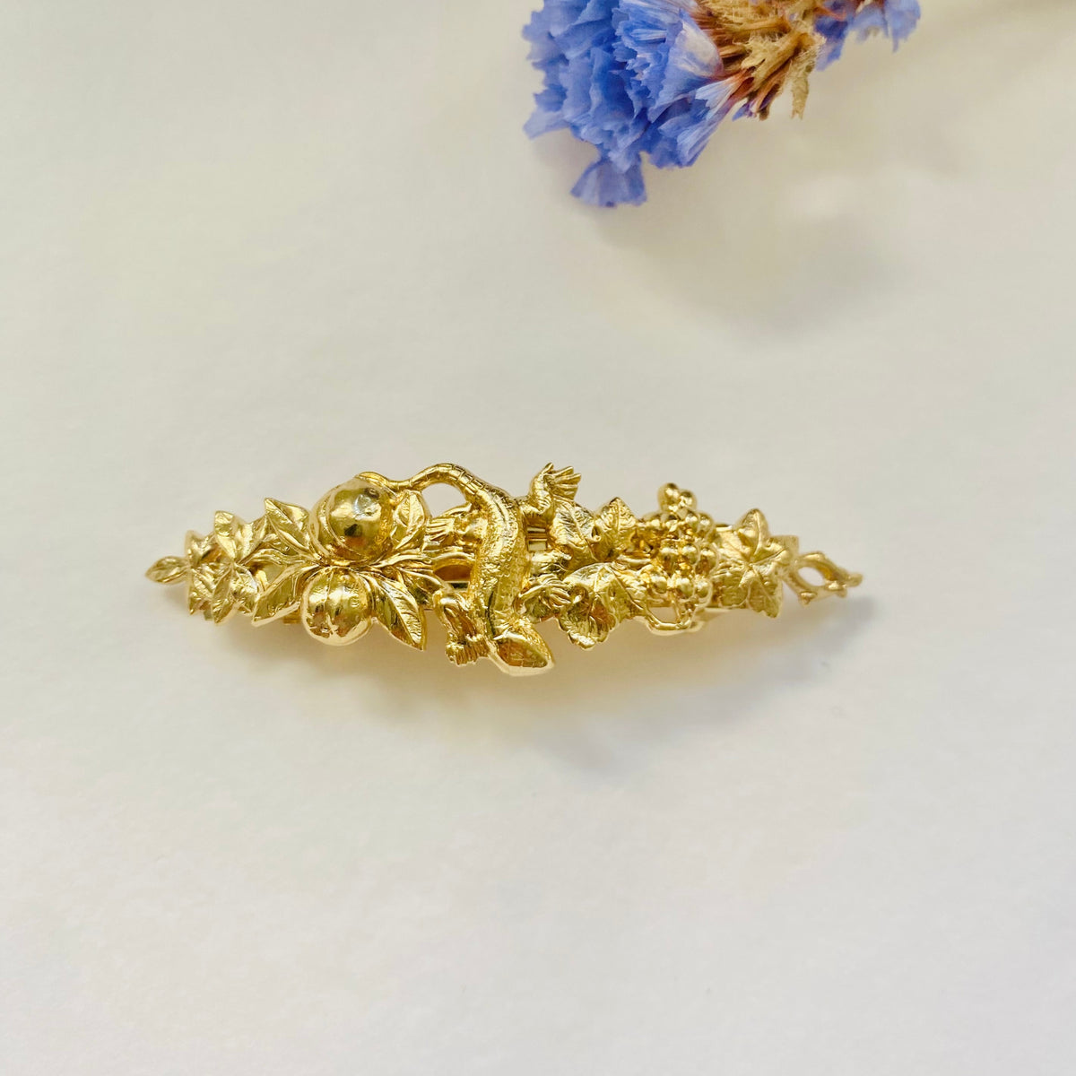 Small golden barrette for short and fine hair made in France