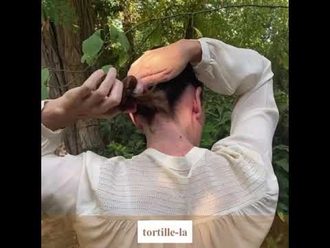 VIDEO DE TUTORIEL POUR REALISER UN CHIGNON BANANE AVEC UN PIC A CHEVEUX SERPENT